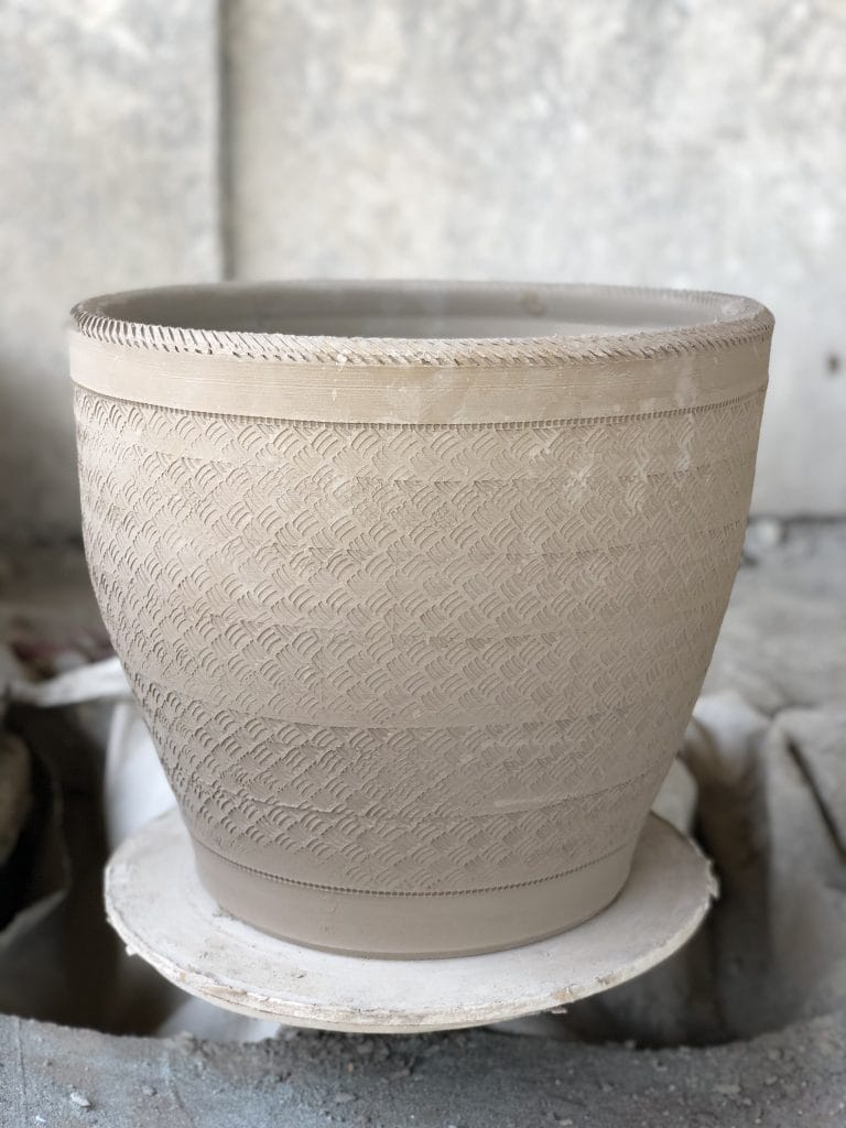 How amazing large Terracotta pots are made by hand? 4 Anda Basket weave